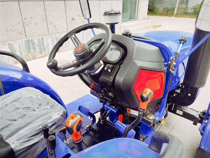 50 HP Agricultural Tractor Equipped With ROPS Safety Frame Canopy price
